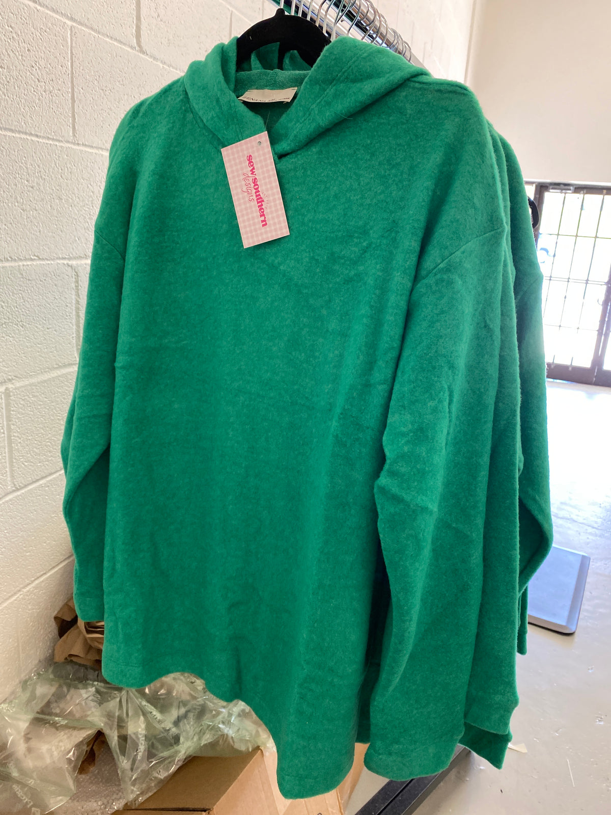 Amber Pullover Hoodie Top, Kelly Green