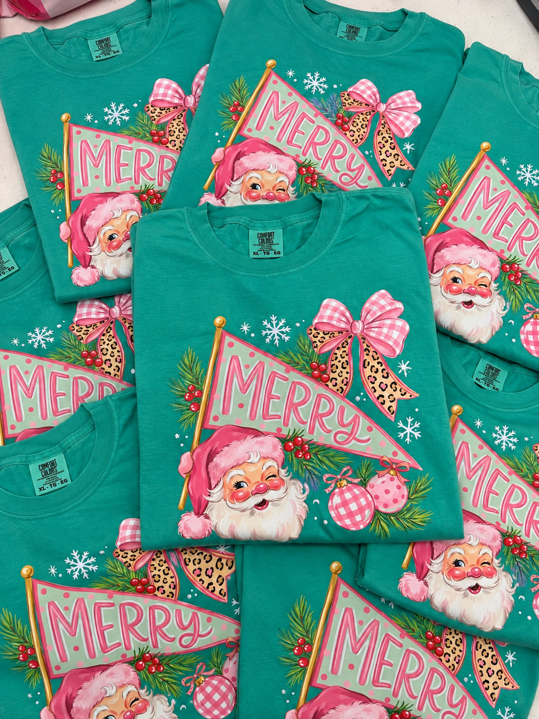 Merry Santa Pennant Flag Graphic Tee, Island Green