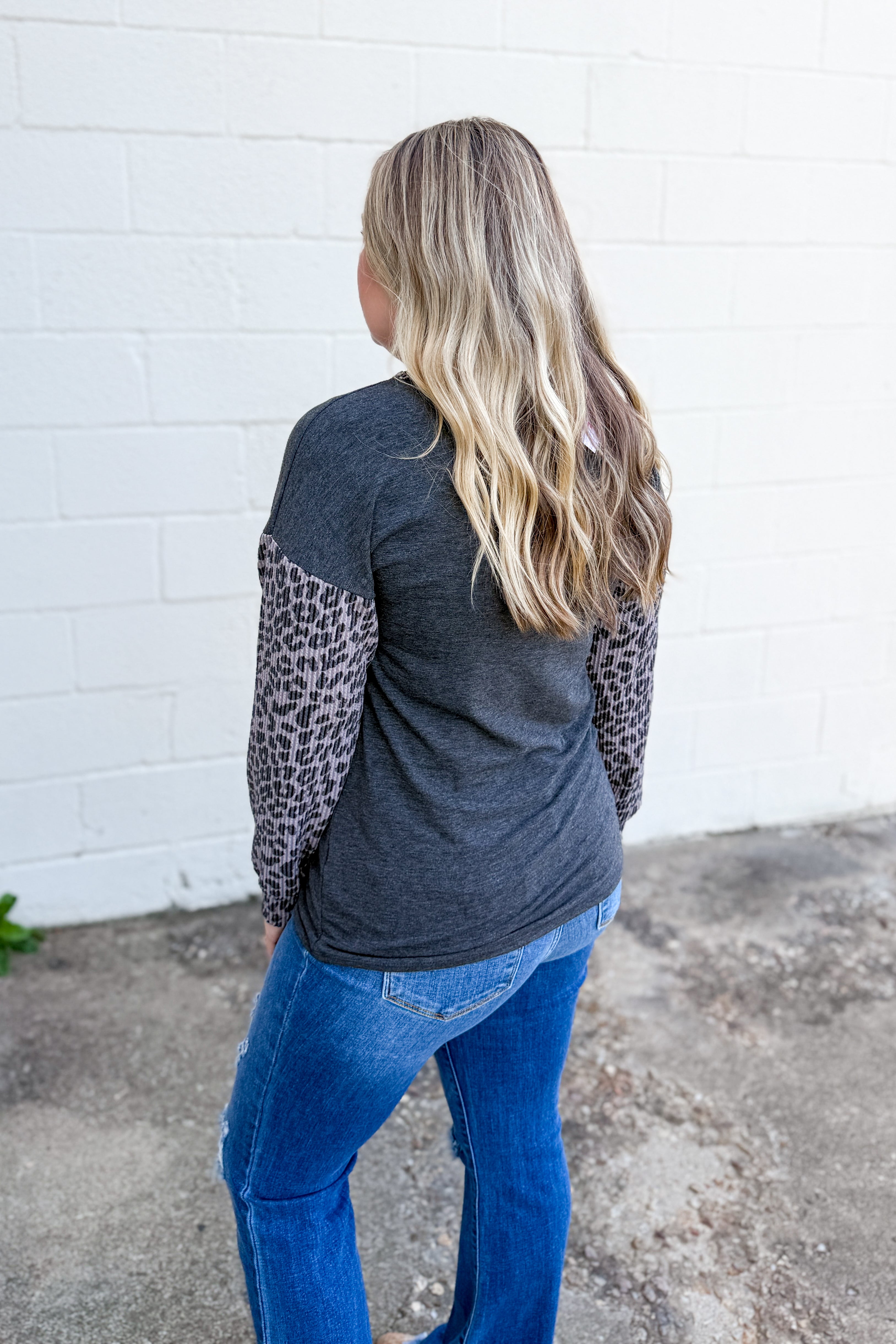 SALE | Glam-o-Lantern Pullover Top