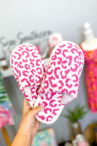 Comfy Luxe Leopard Print Slippers, Fuchsia