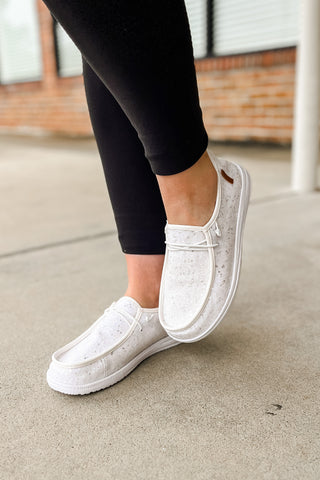 Kayak Corky's Slip On Shoes, White Glitter