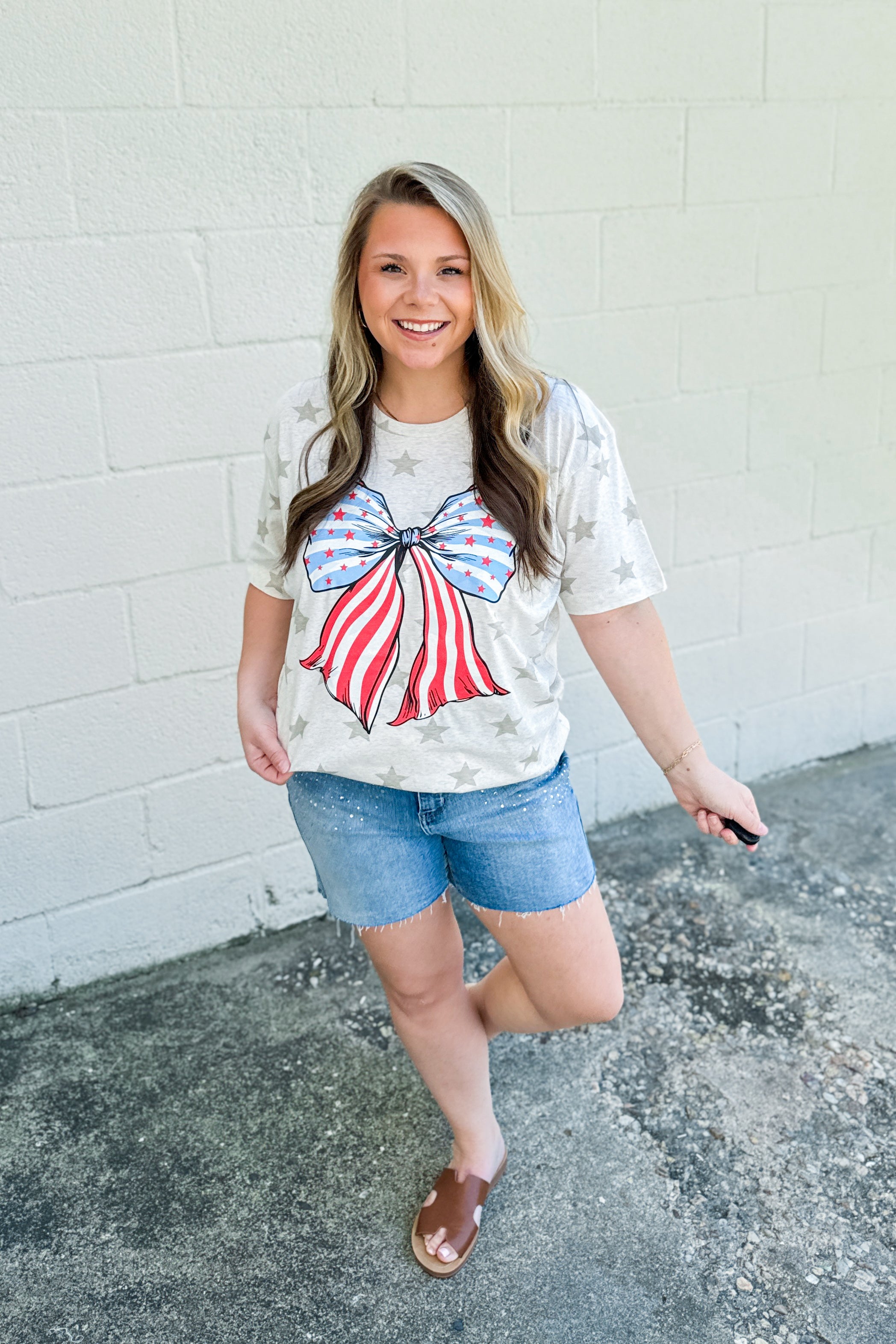 USA Bow Graphic Tee, Neutral Stars