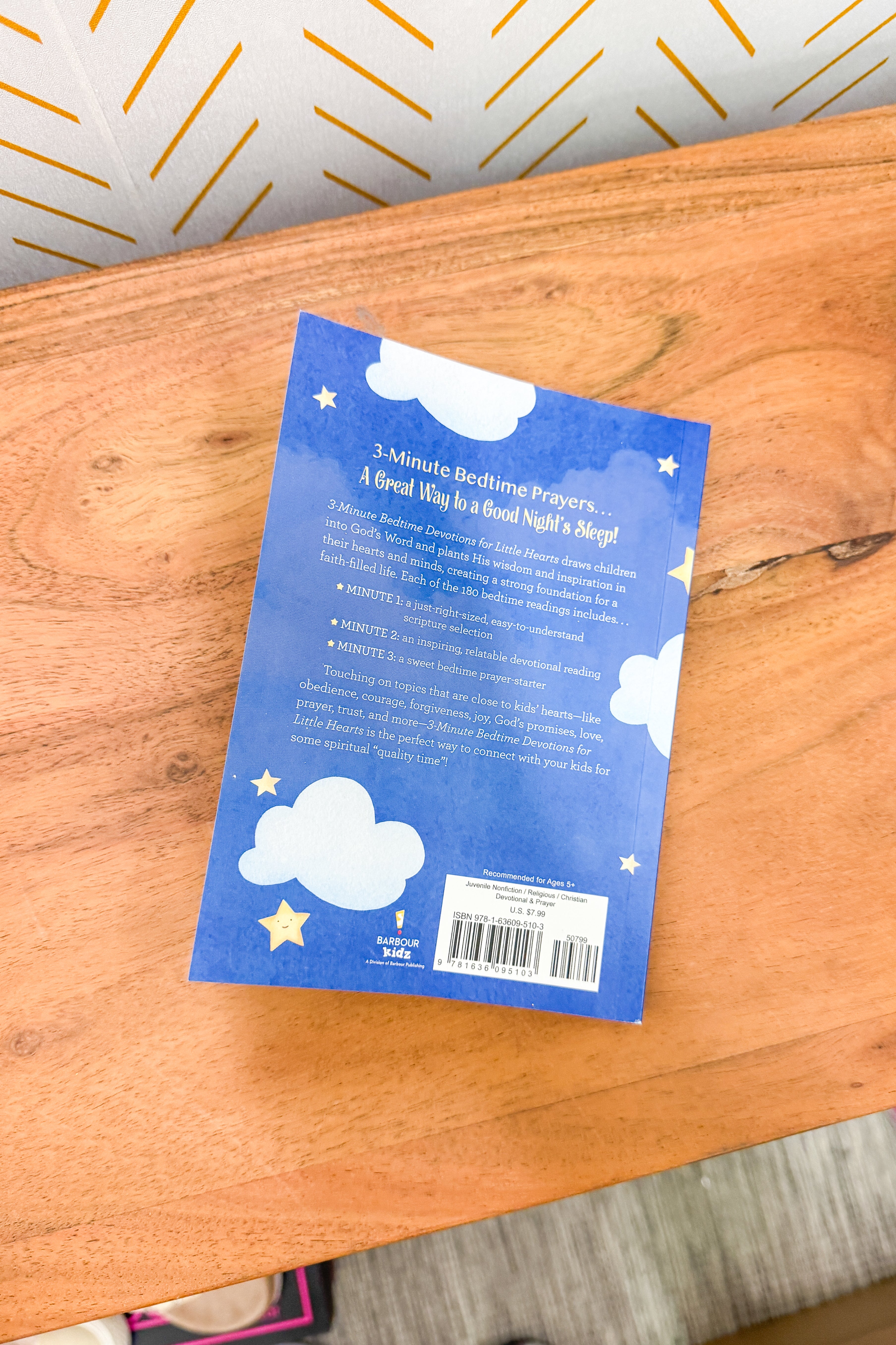 3-Minute Bedtime Devotions for Little Hearts
