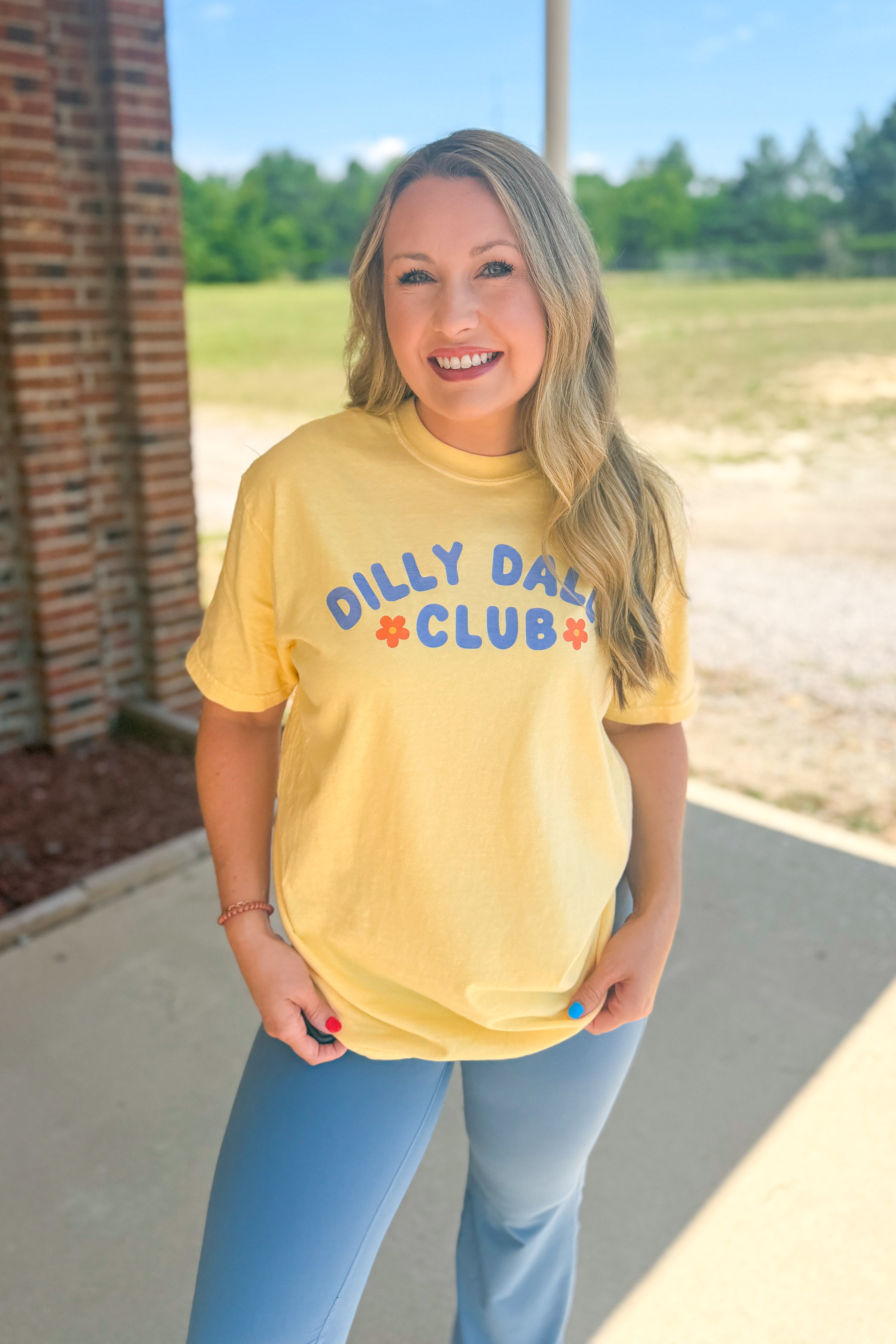 Dilly Dally Club Graphic Tee, Butter