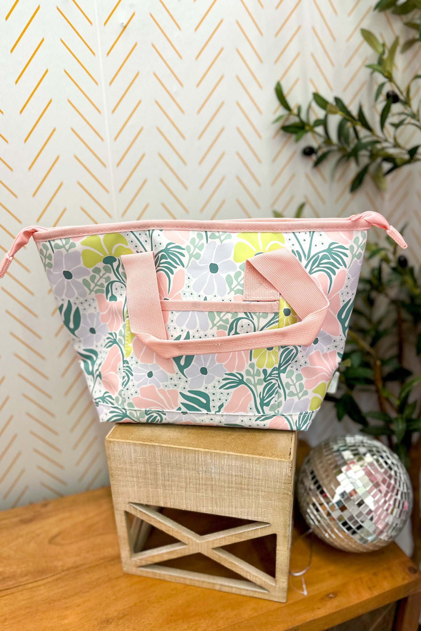 Swig Lunchi Lunch Bag, Garden Party