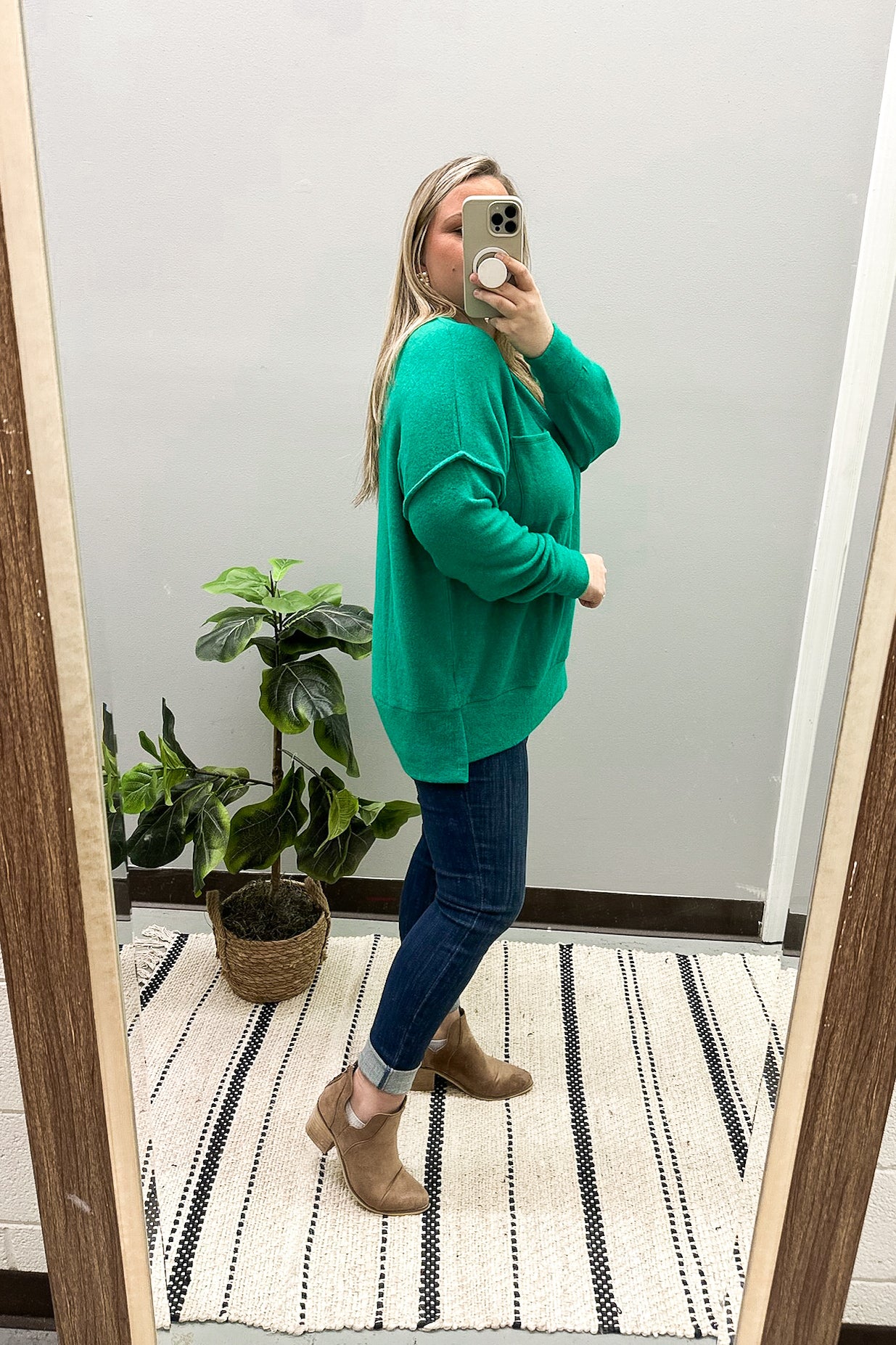 The Cassie Sweater Pullover, Kelly Green