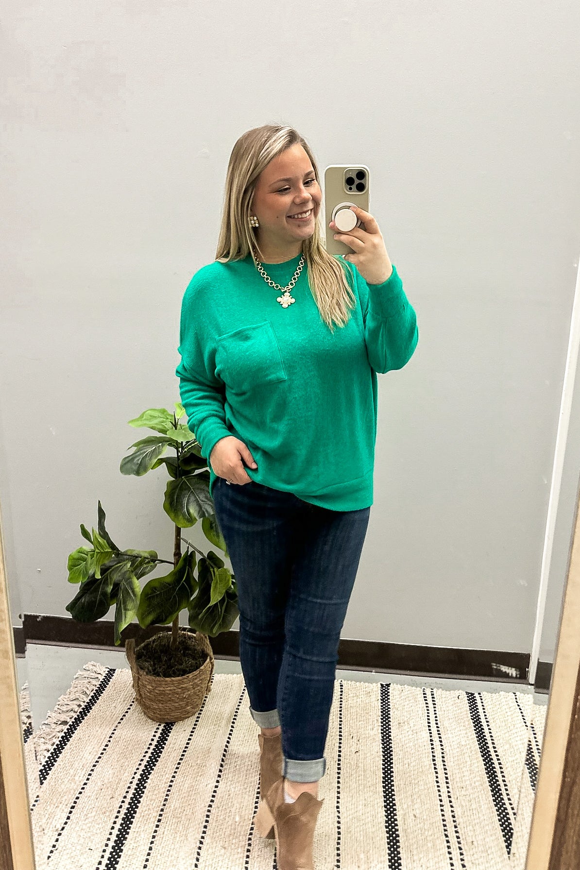 The Cassie Sweater Pullover, Kelly Green