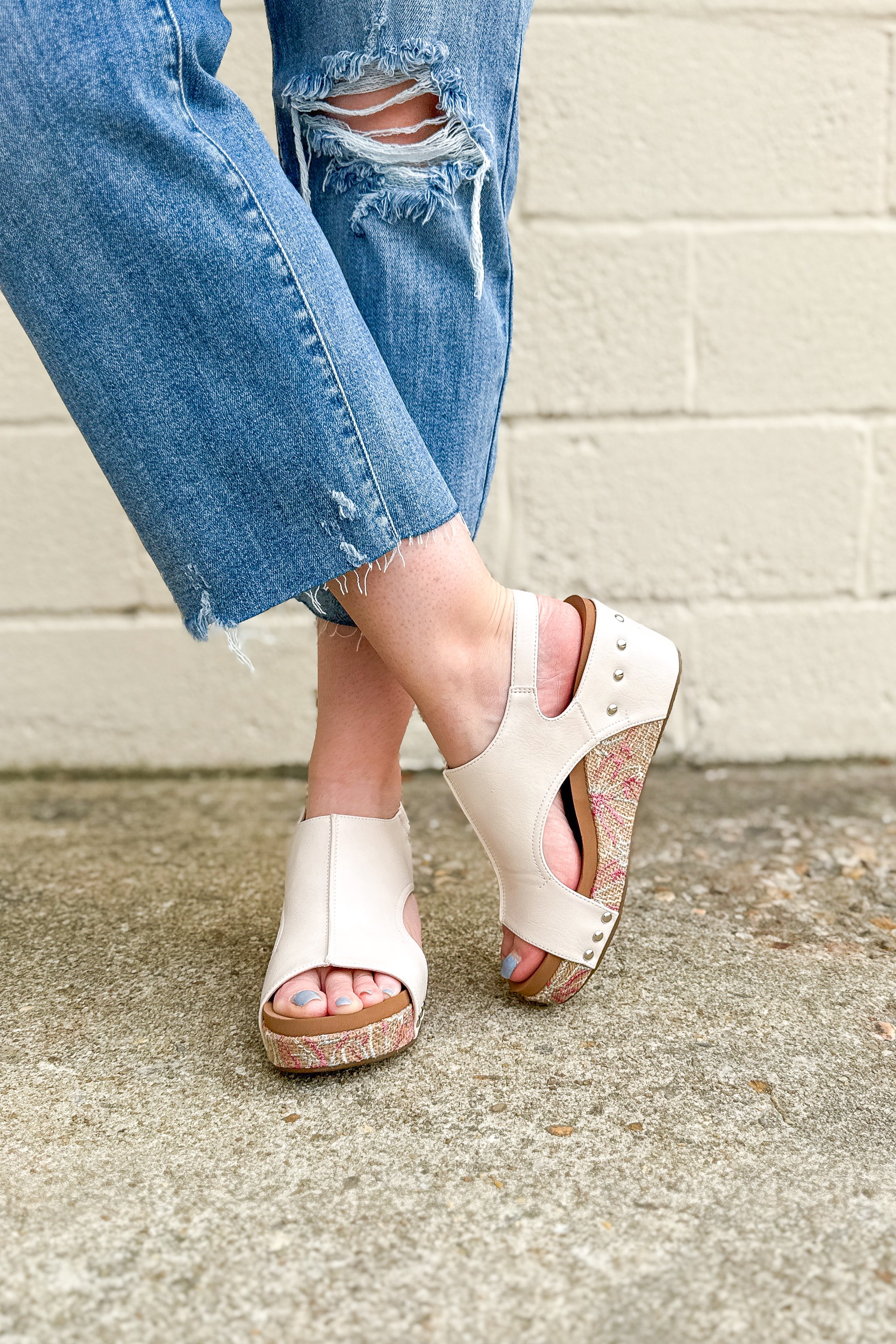 Corkys Carley Wedge Sandal, White Floral