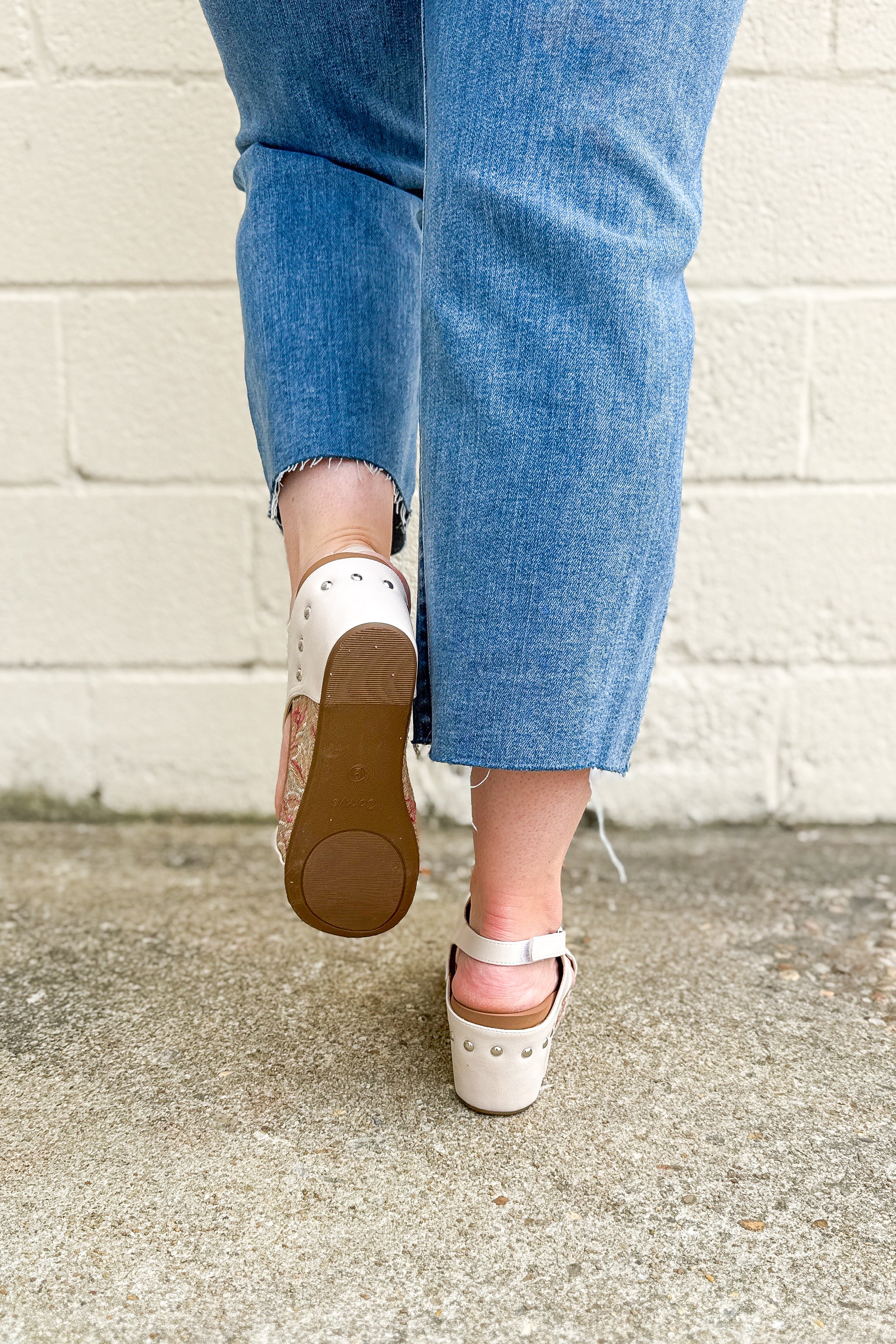 Corkys Carley Wedge Sandal, White Floral