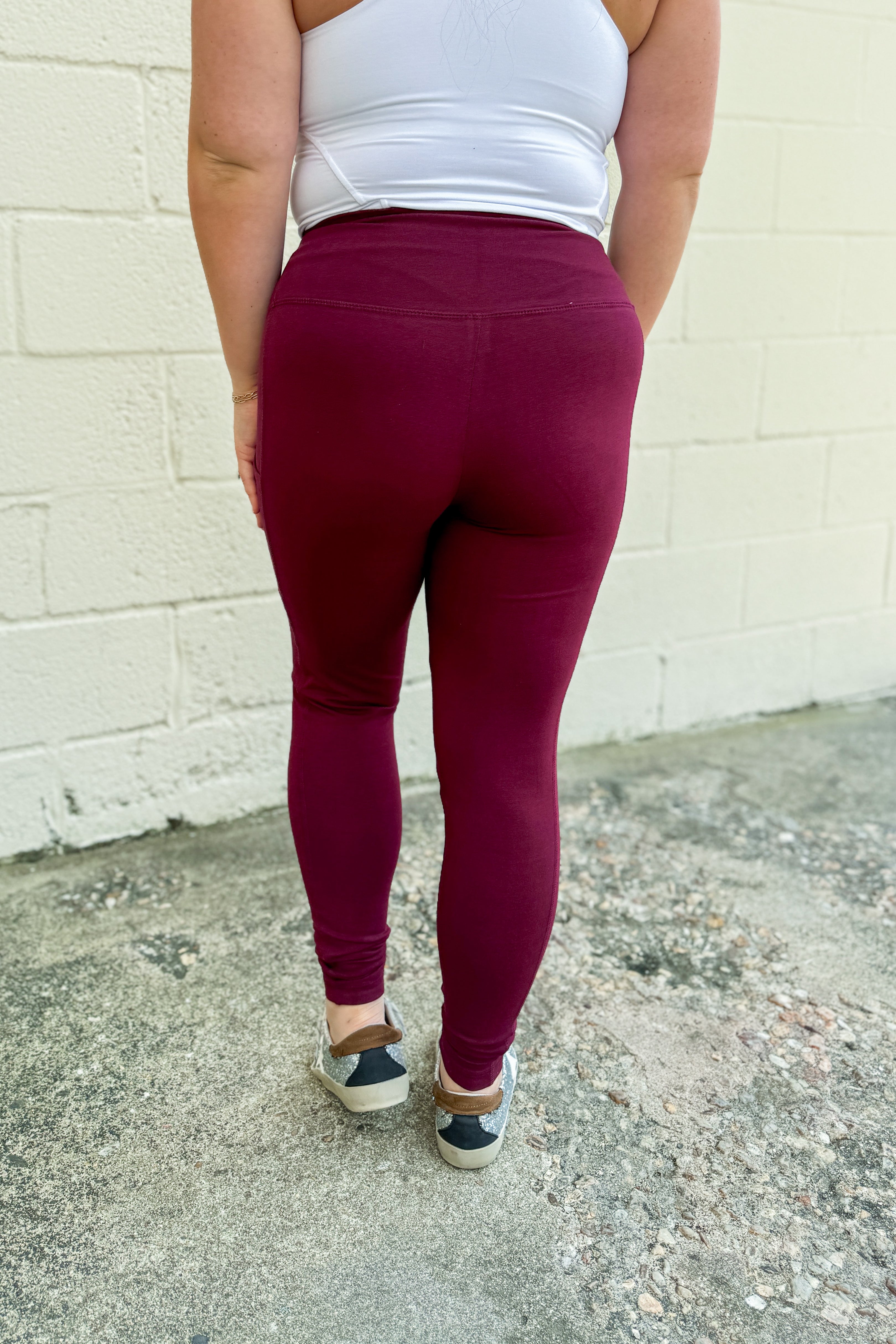 DEAL | Lounge All Day Leggings, Burgundy