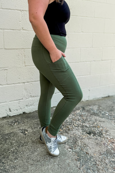 DEAL | Lounge All Day Leggings, Olive