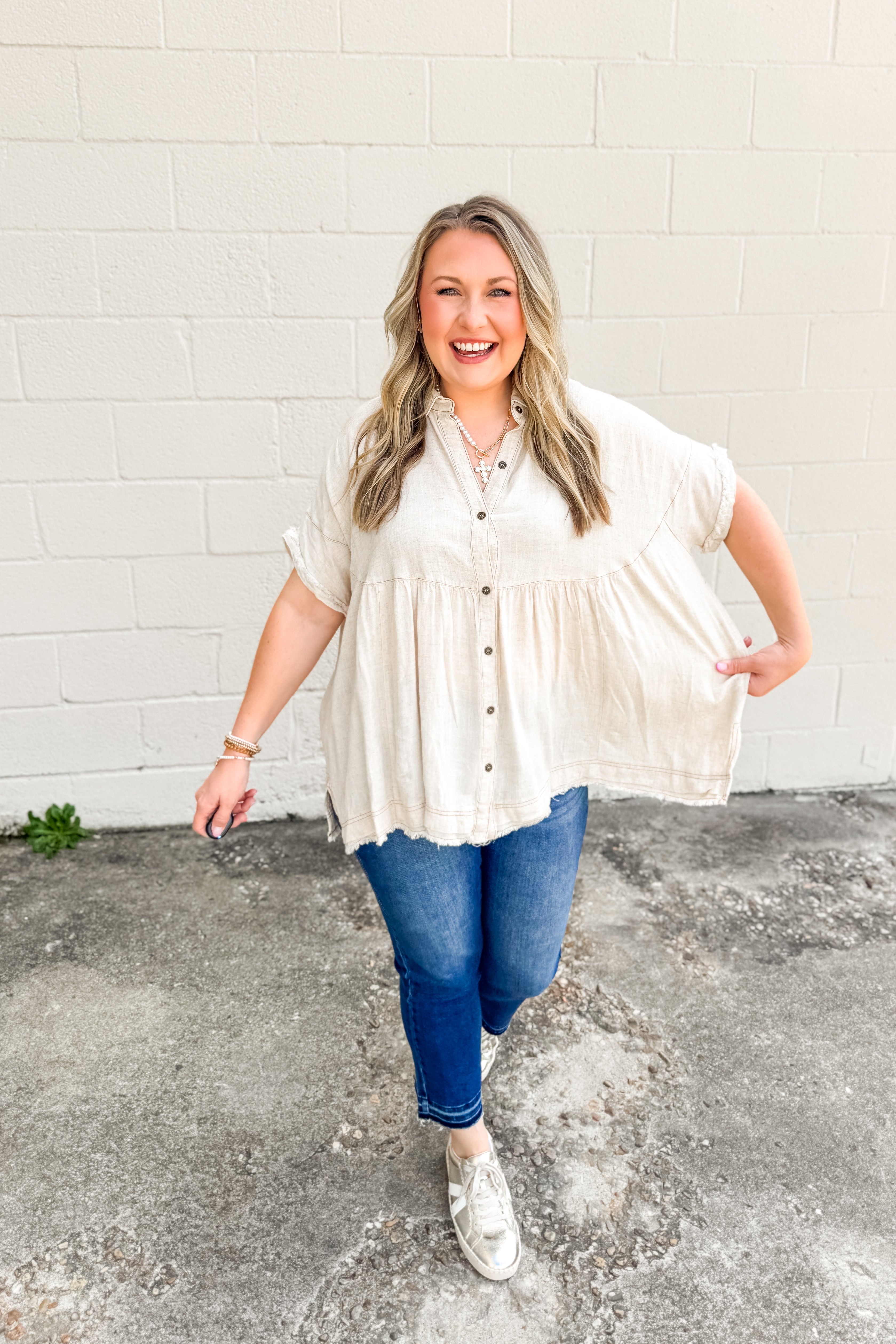 Drift Away Linen Button Top, Oatmeal