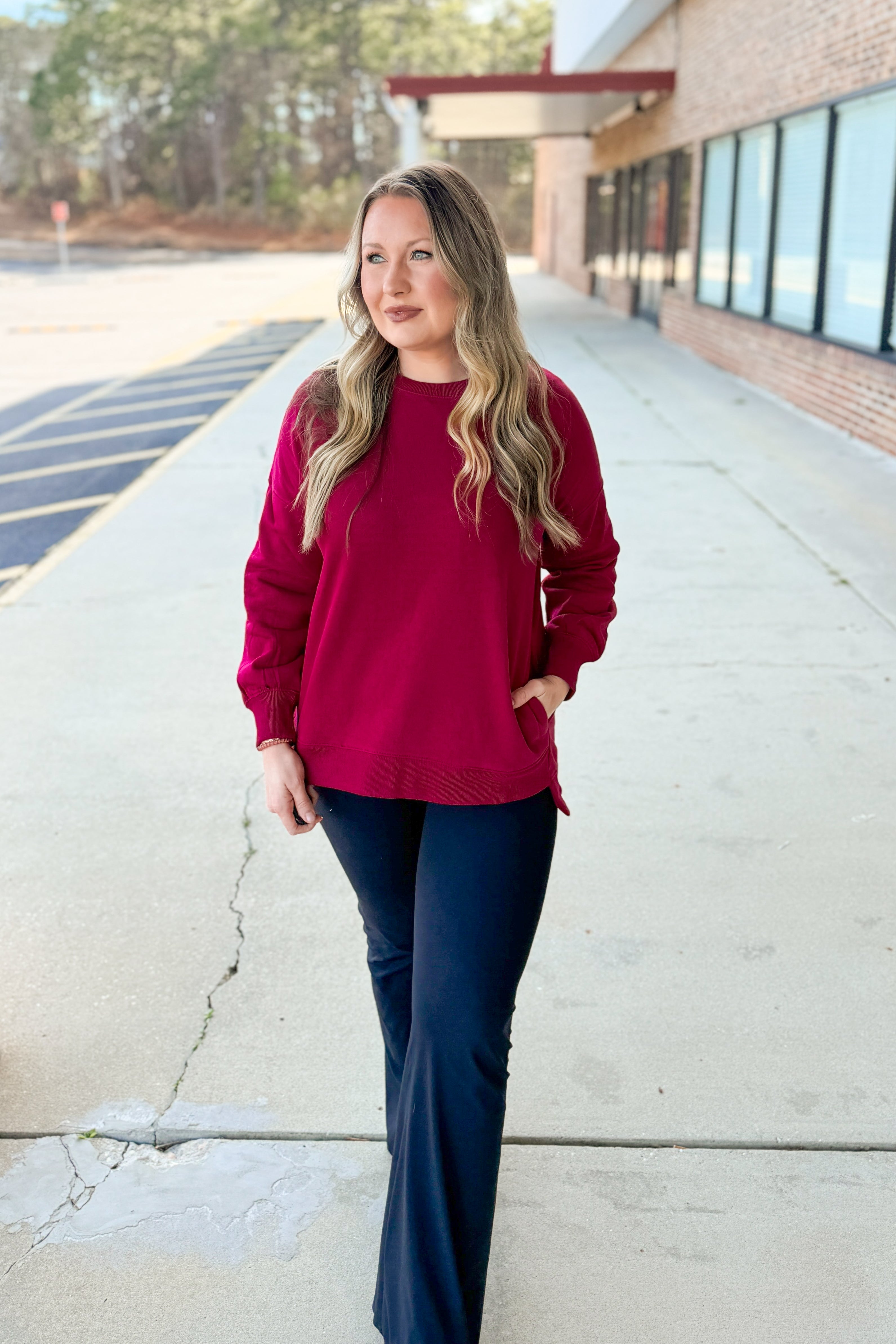 The Quinn Pullover with Pockets, Cabernet