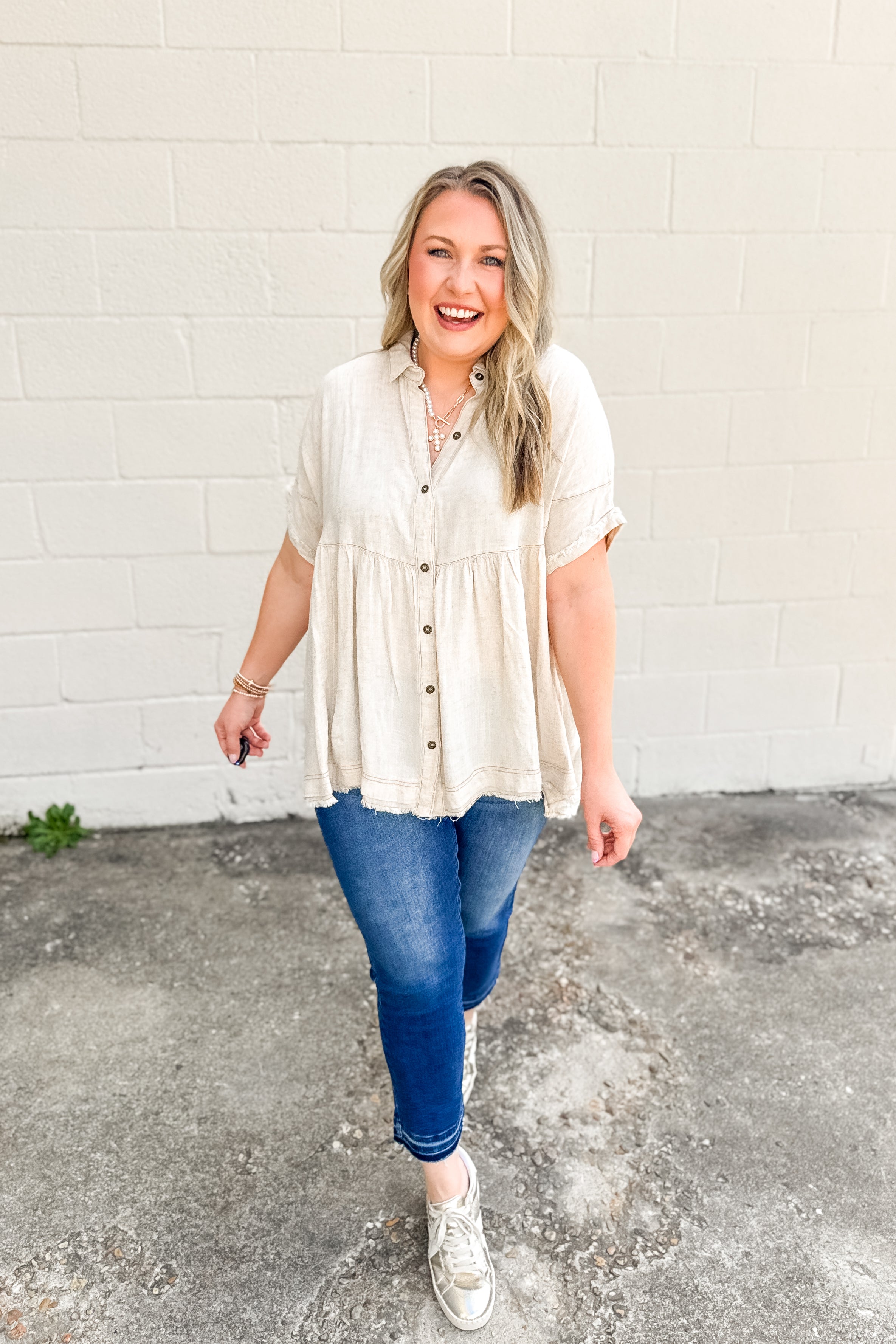 Drift Away Linen Button Top, Oatmeal