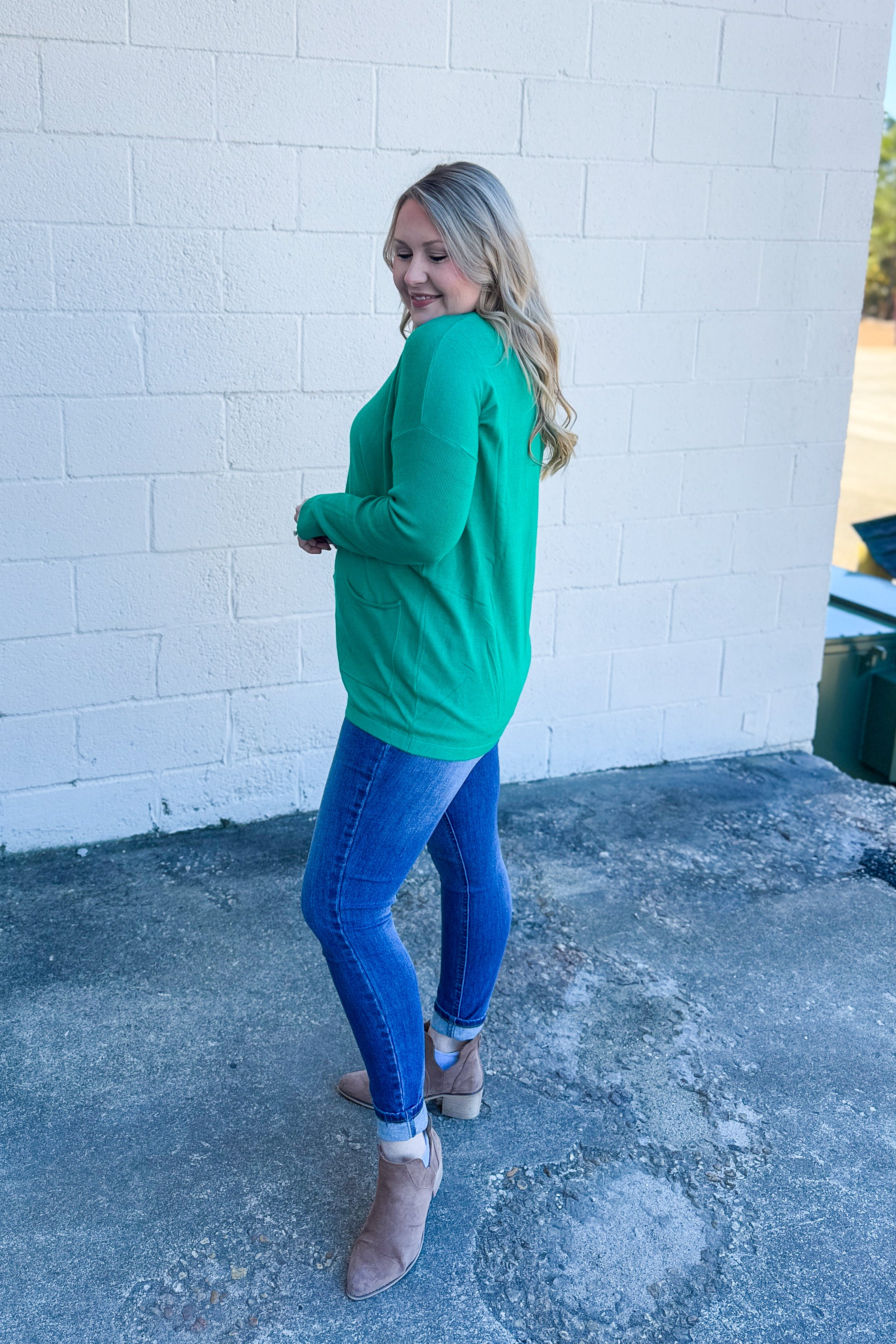 Renee Pullover Pocket Top, Kelly Green