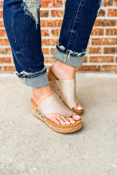 Corky's Flirty, Champagne Rhinestone