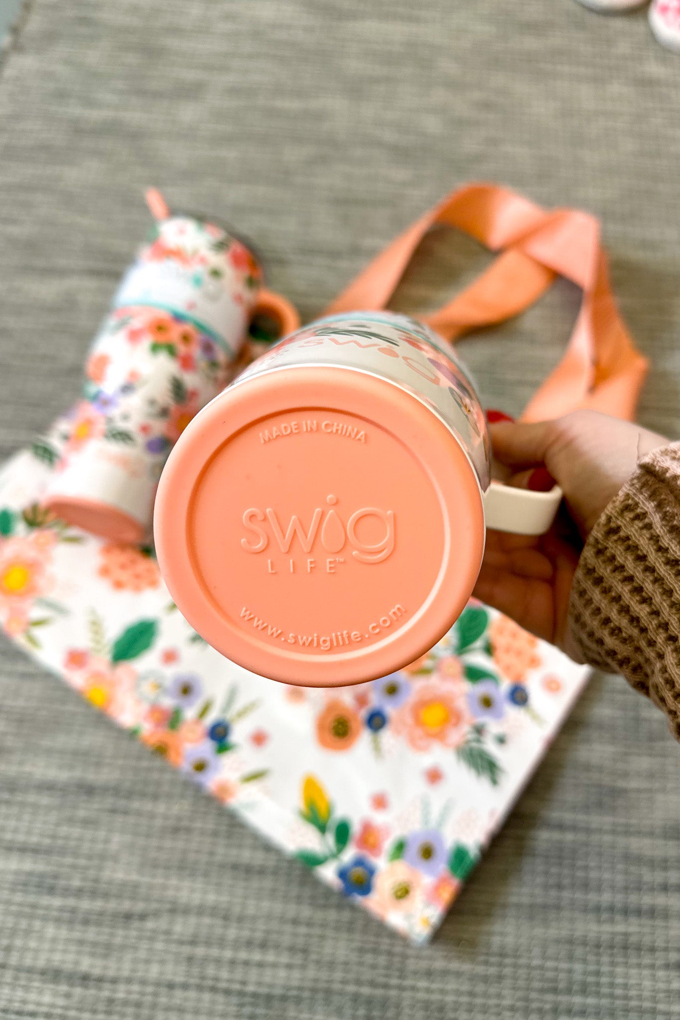 Swig 22oz Travel Mug, Full Bloom