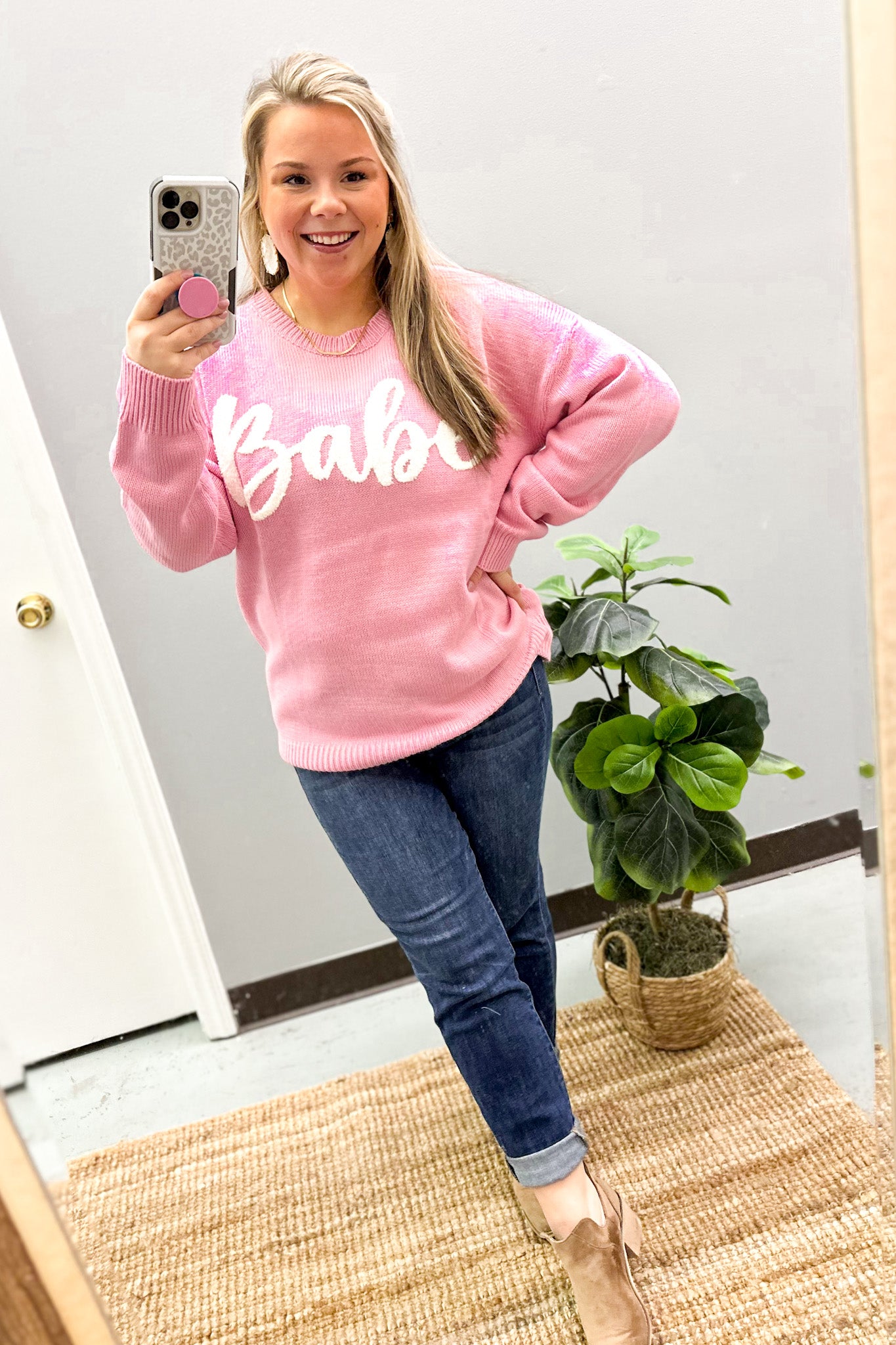 Babe Letters Sweater, Pink