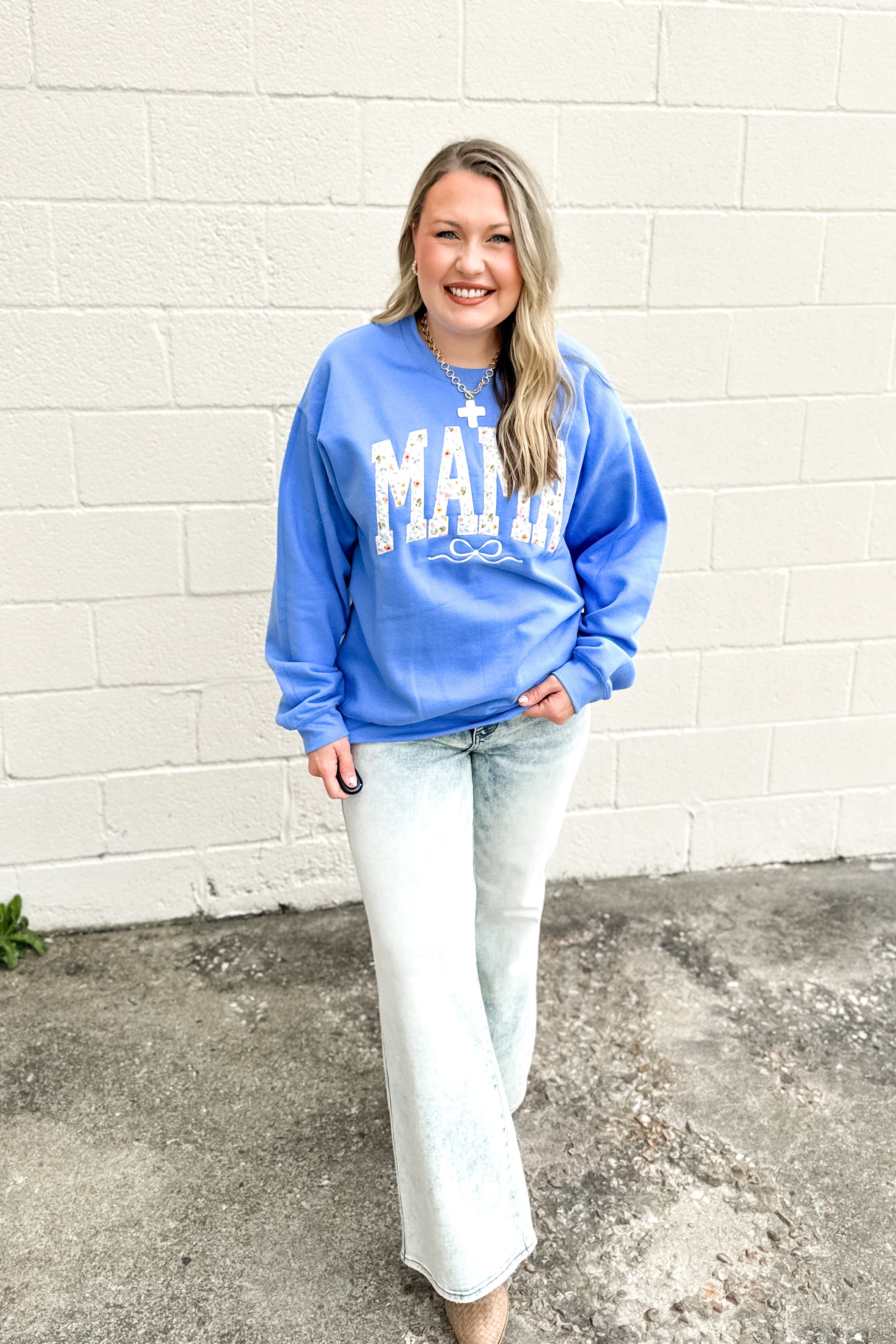 Floral Mama Bow Applique Graphic Sweatshirt