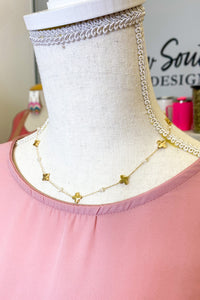Glass and Clover Link Chain Necklace