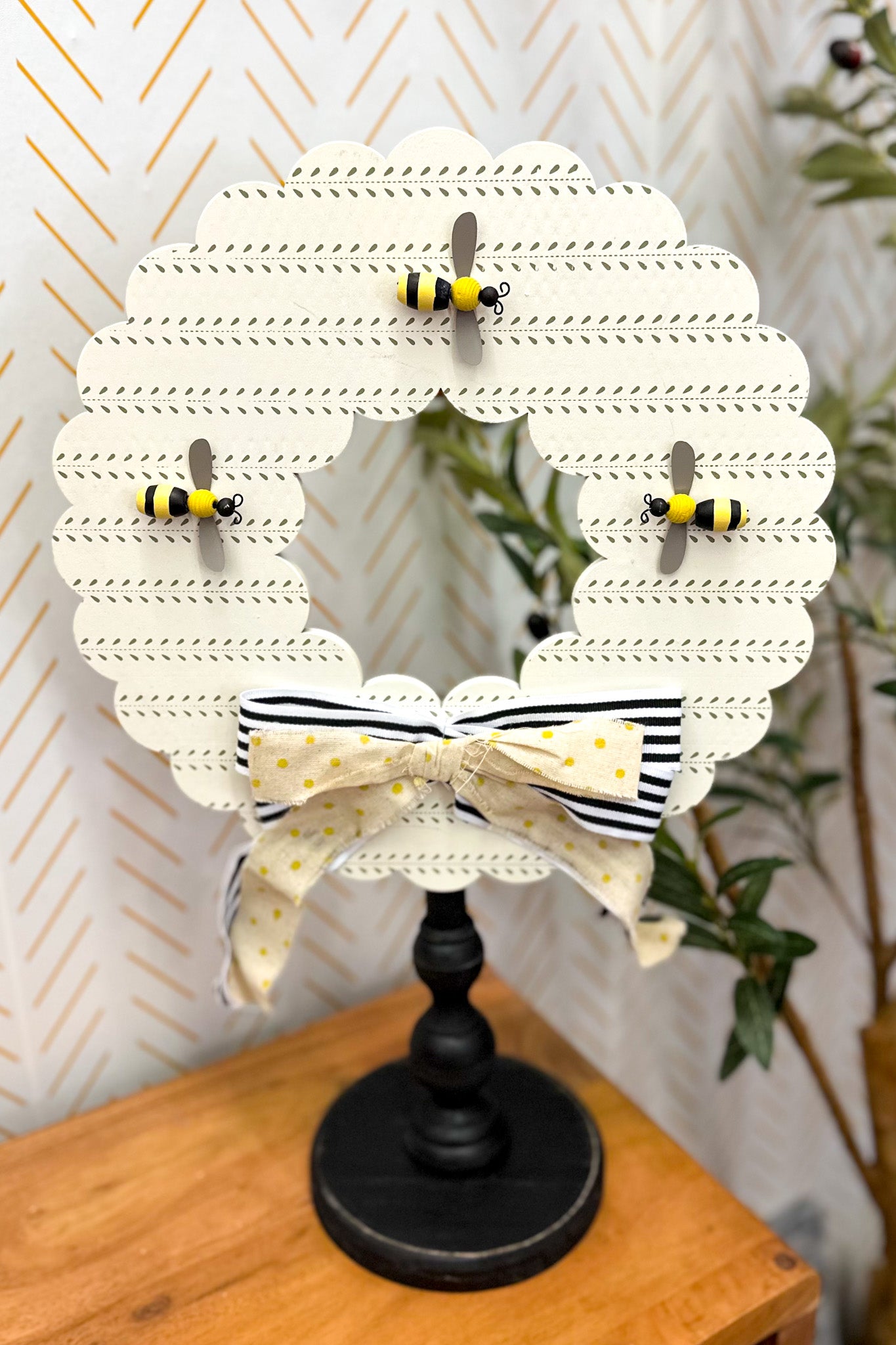 Be Happy Wreath Topper