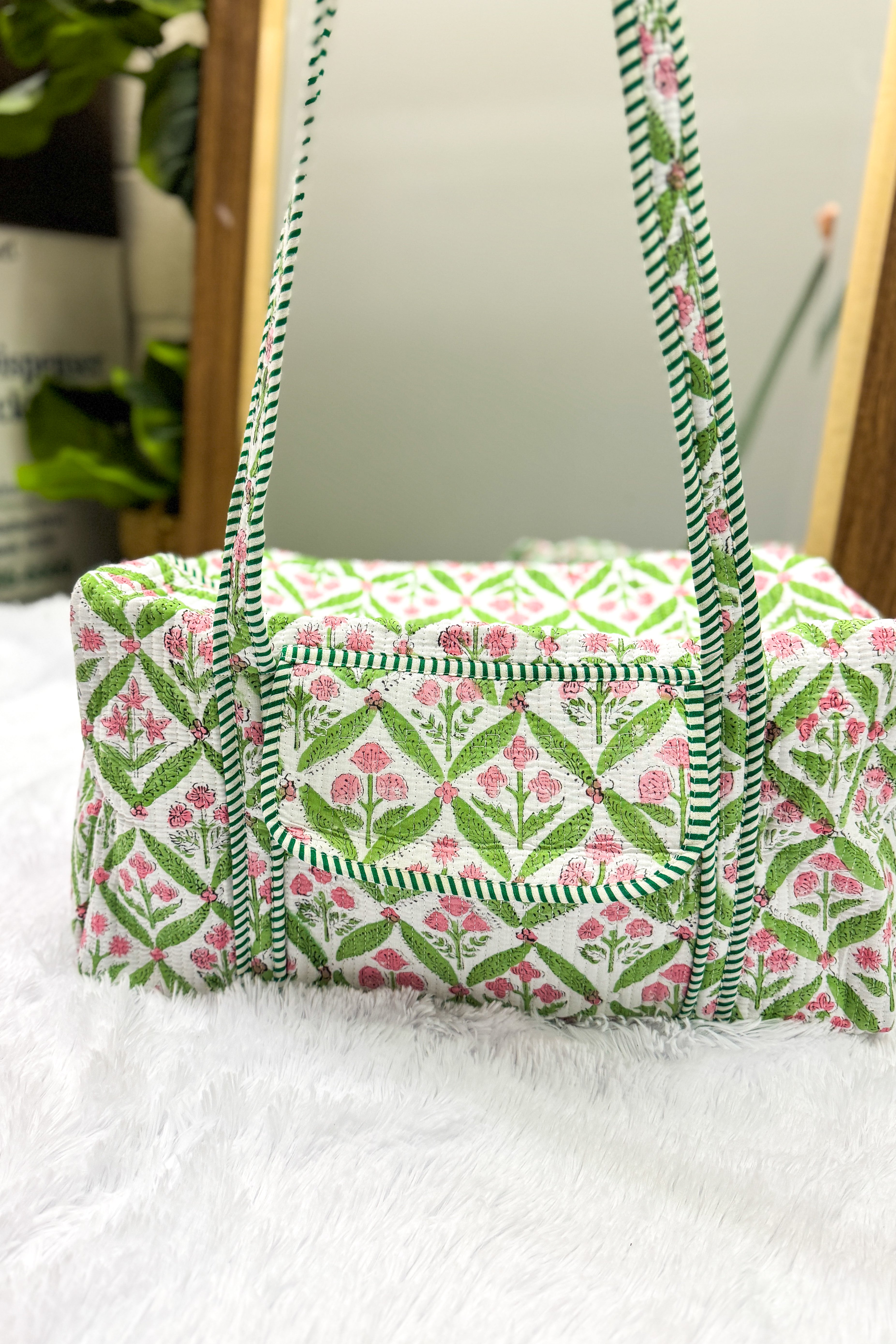Whitley Green Floral Duffle Bag