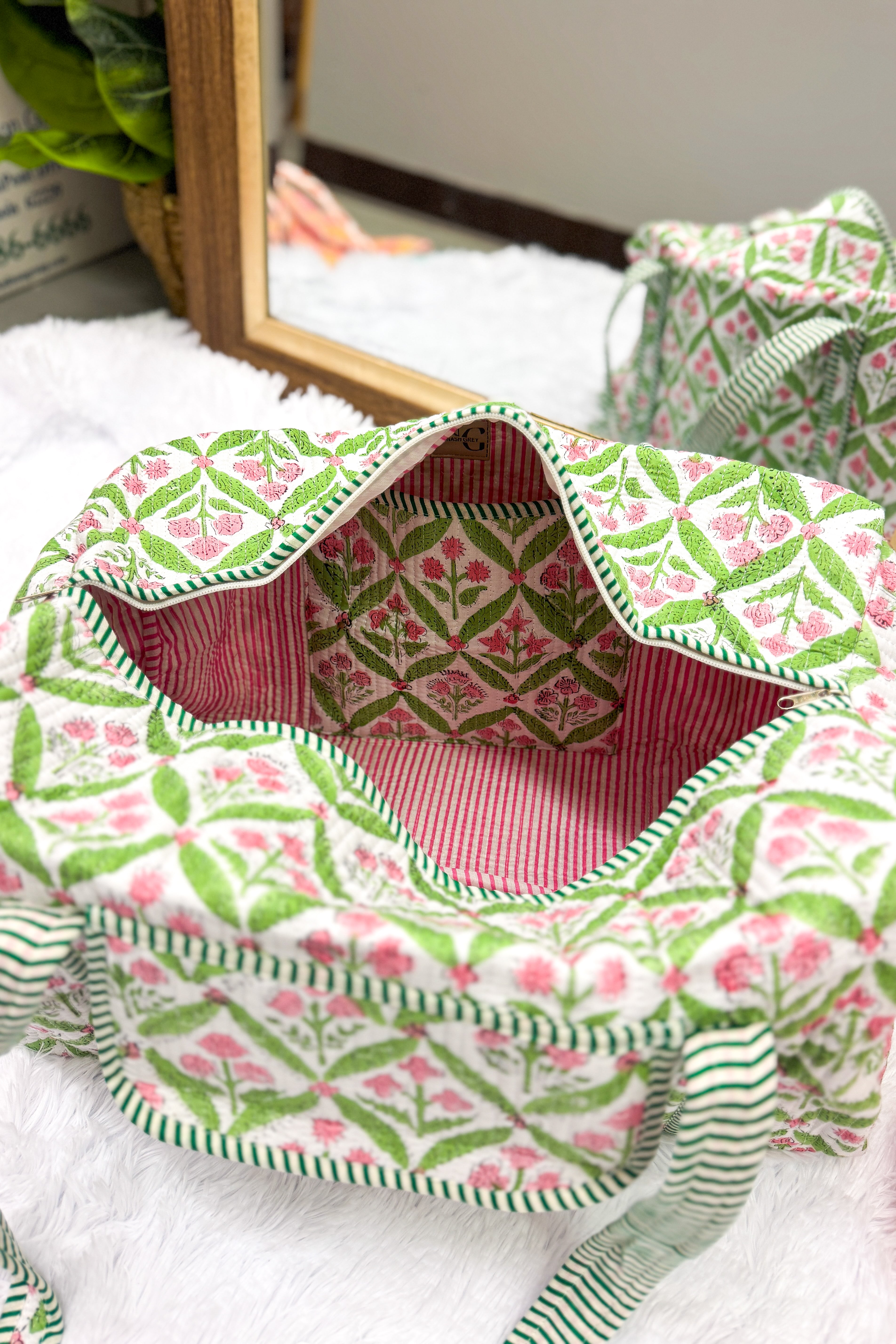 Whitley Green Floral Duffle Bag