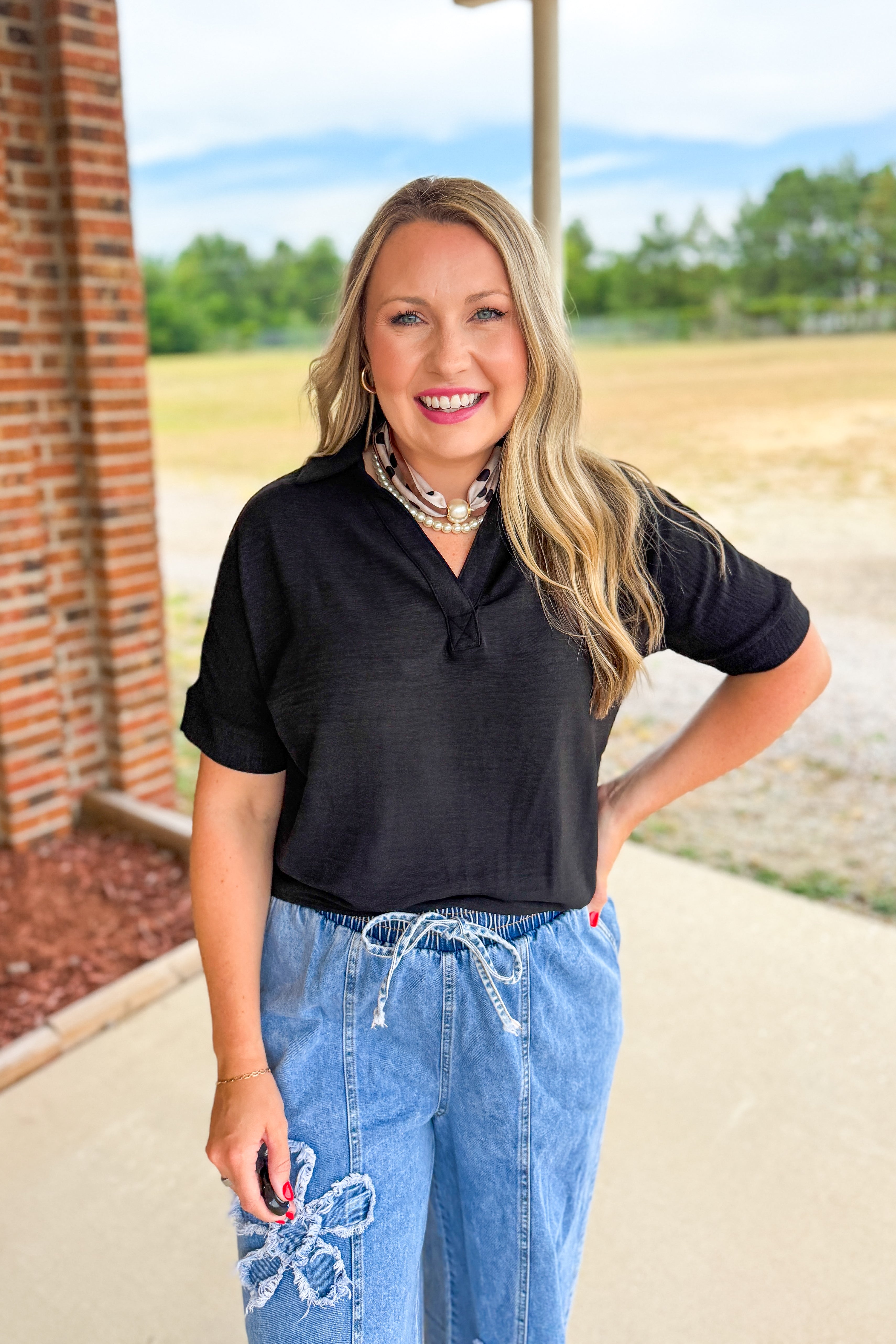 The Indie V-Neck Top, Black