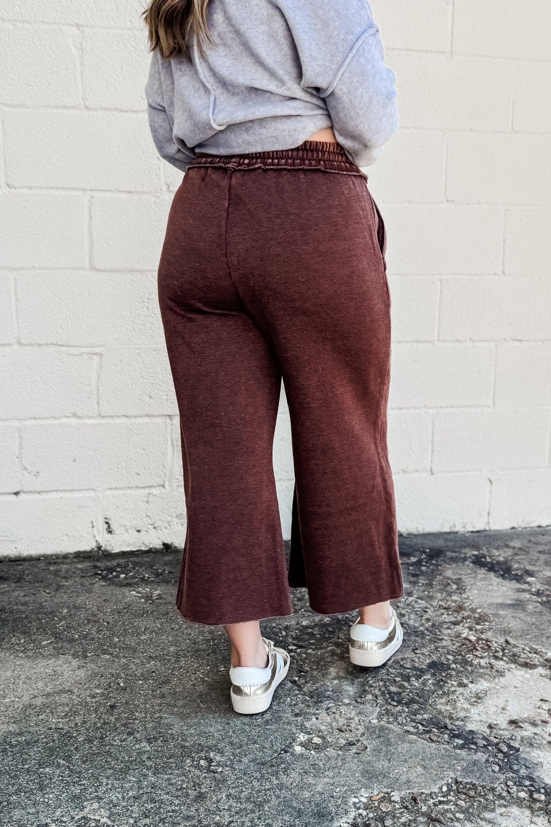 Lola Acid Wash Cropped Sweatpants, Mahogany