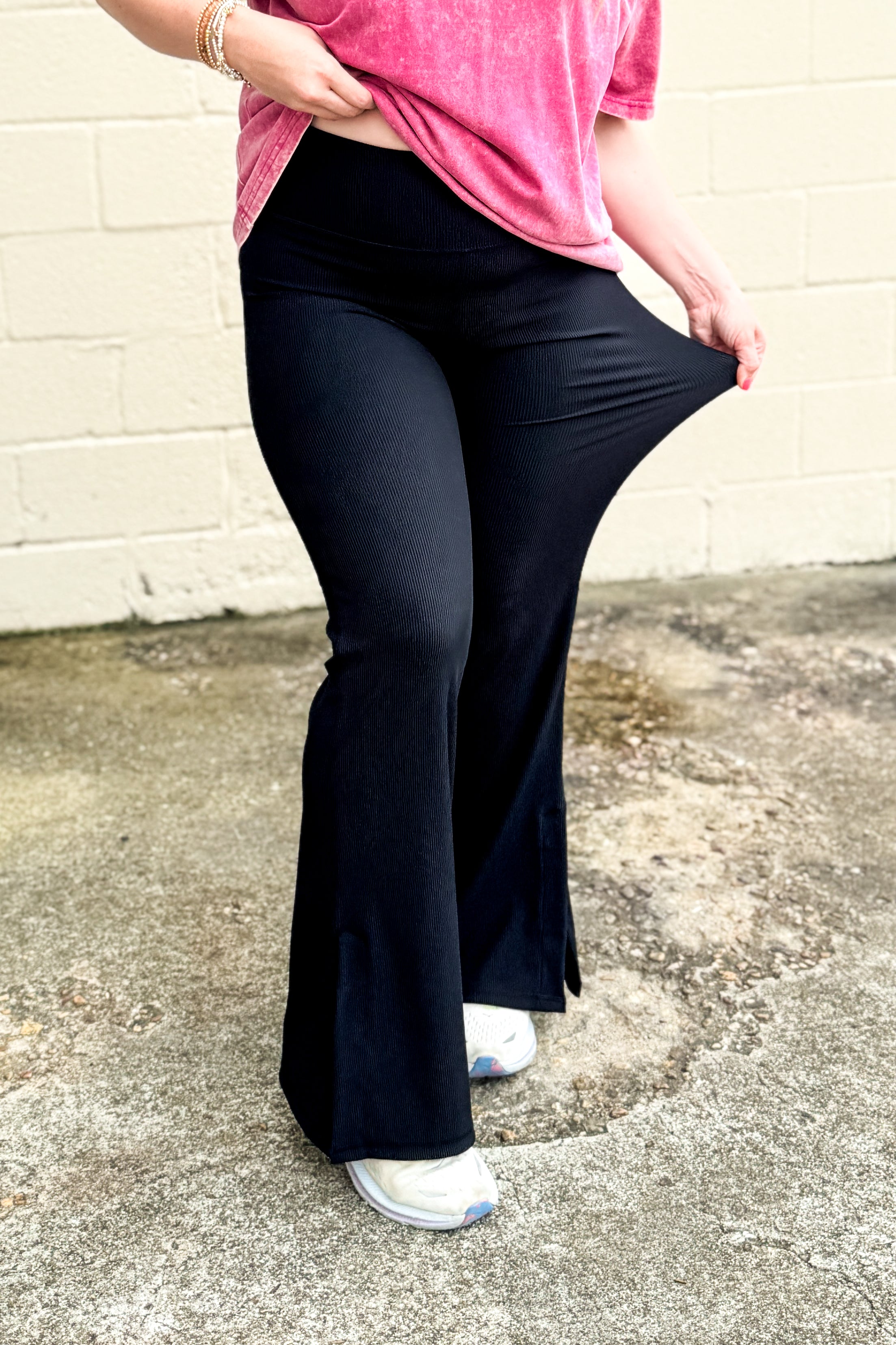 Go Time Ribbed Flare Pants, Black