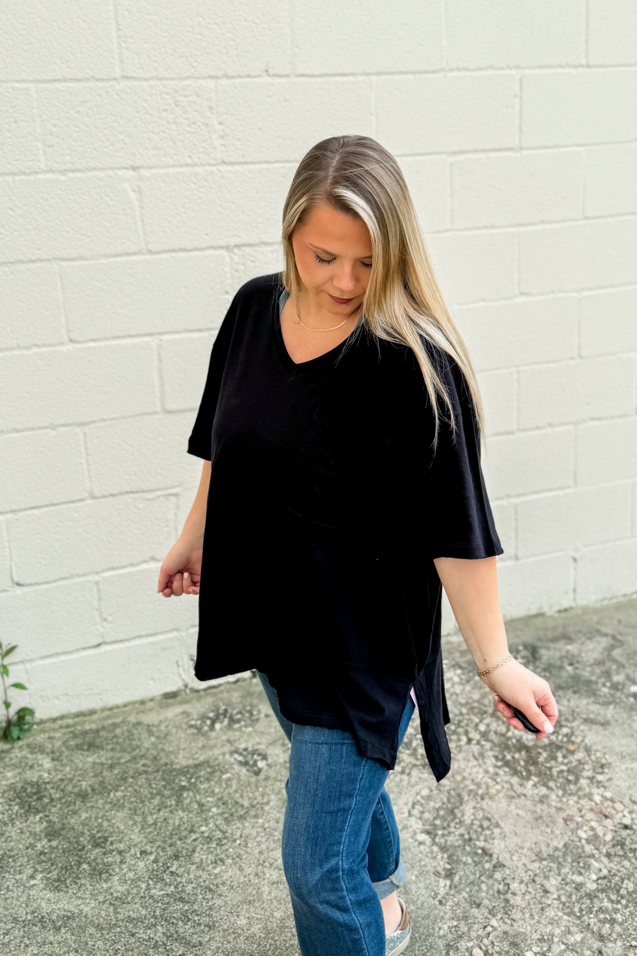 DEAL | Shirley V-neck Top, Black