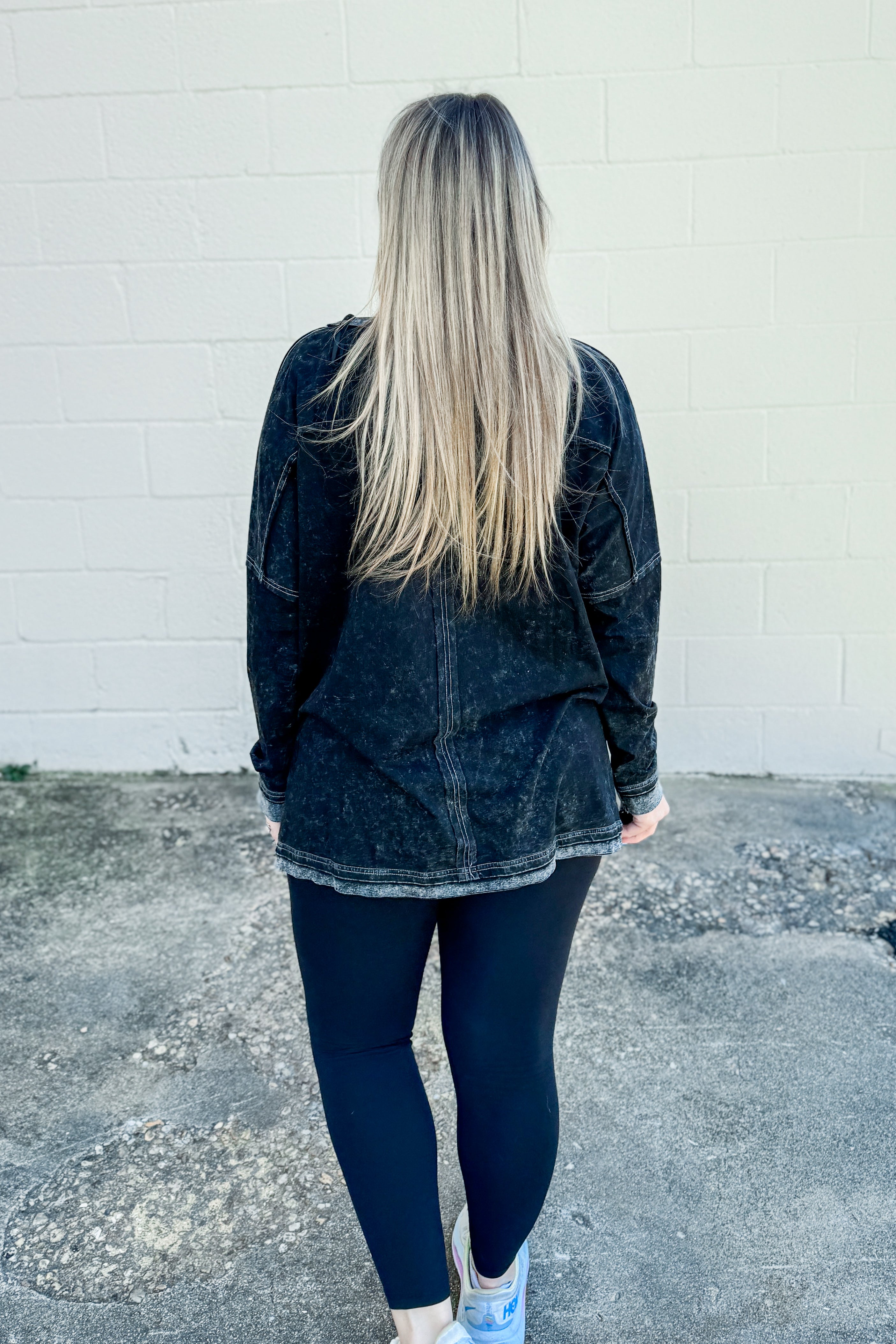 Just In Time Acid Wash Top, Black