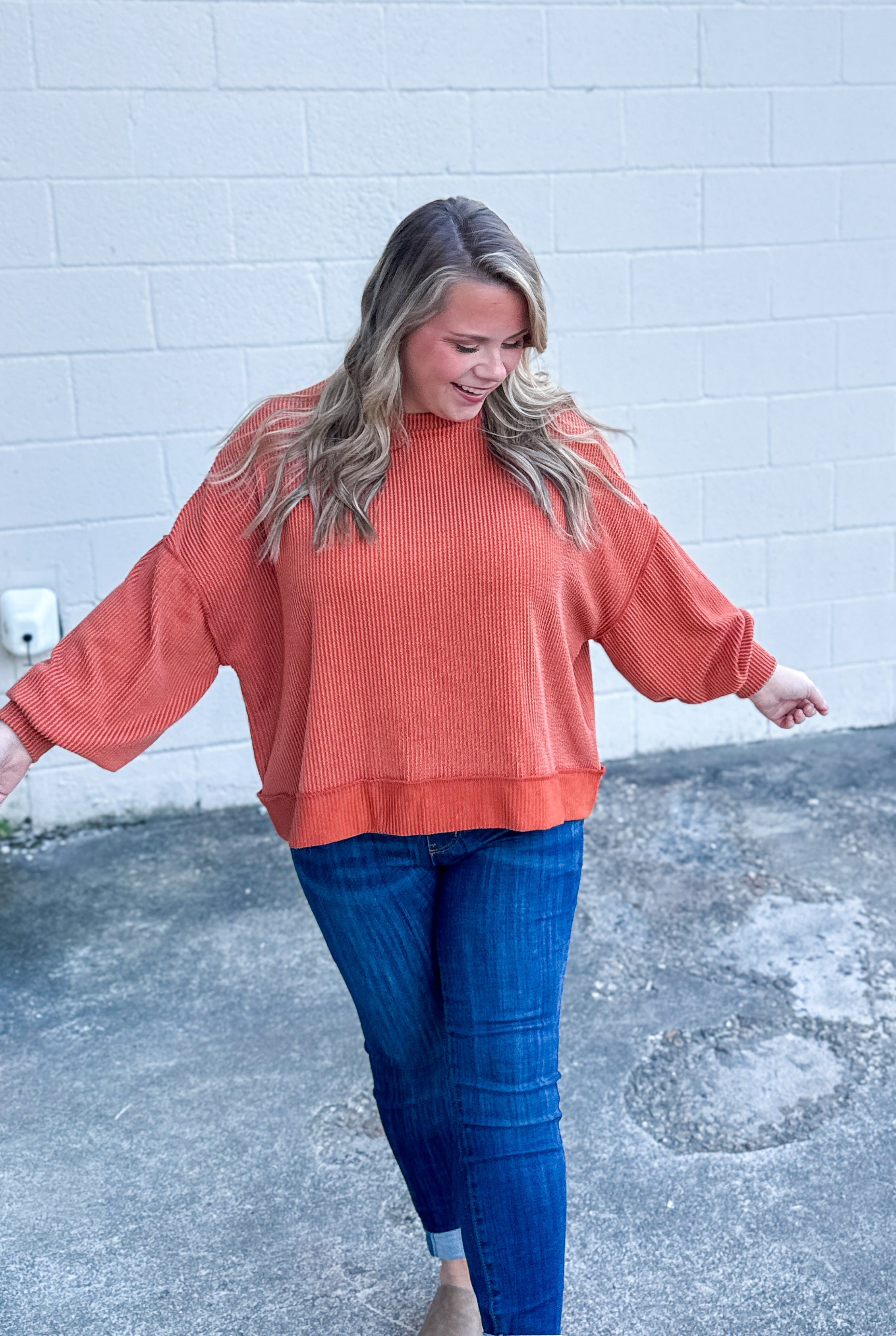 In A Dream Ribbed Pullover Top, Rust