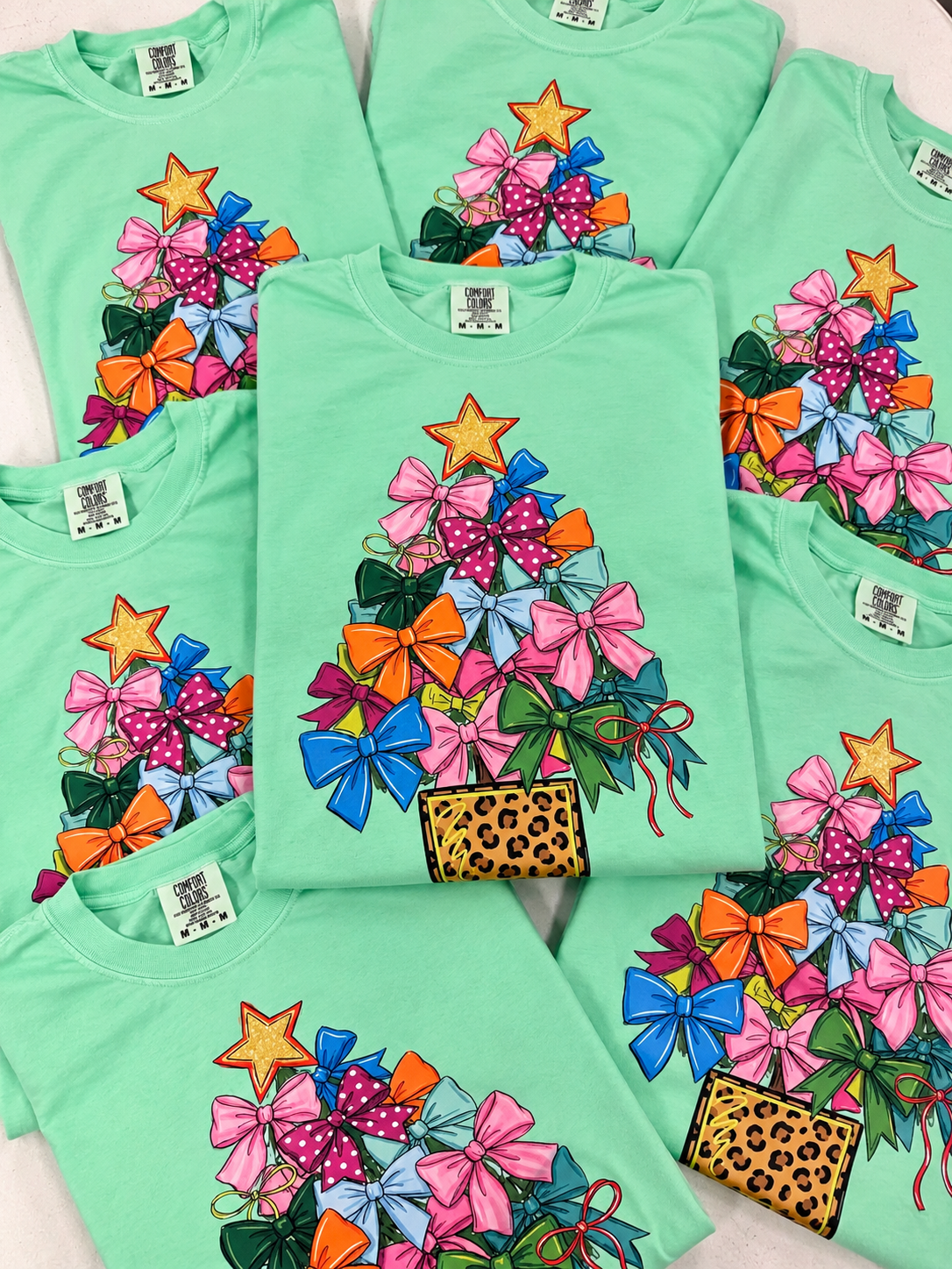 Christmas Bows Tree Graphic Tee, Island Reef