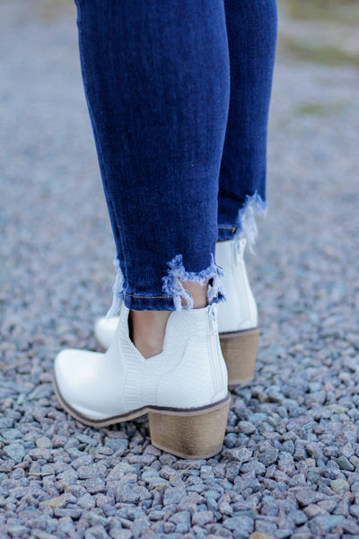 RESTOCK | Showtime White Booties
