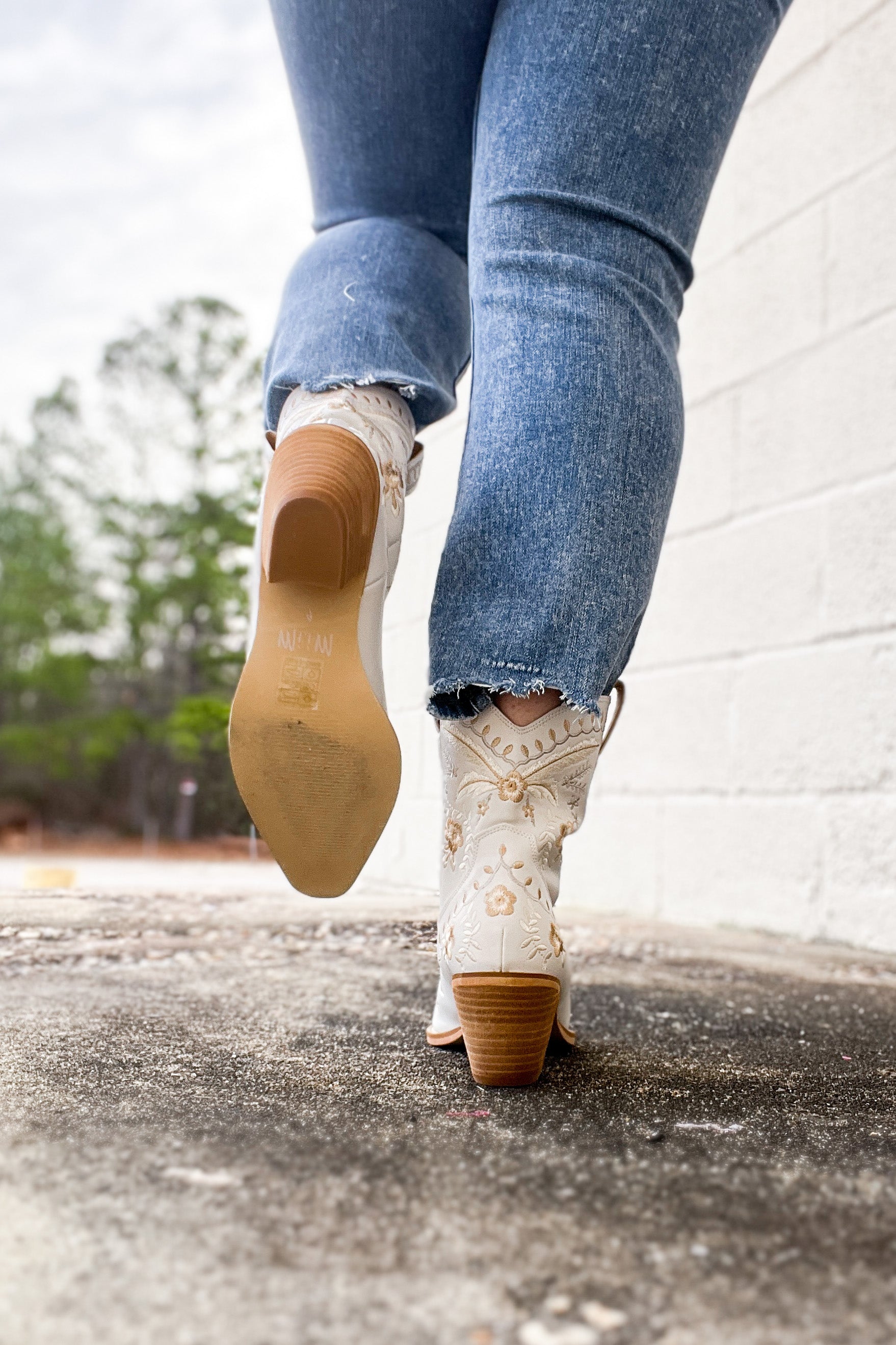 Teagan Floral Embroidered Boot, Ivory