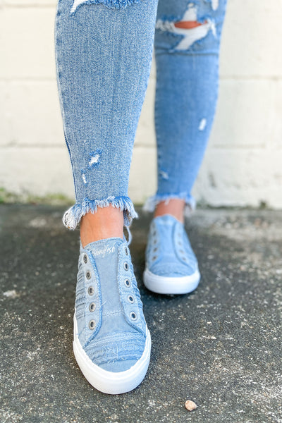 DEAL | Parlane Canvas Sneakers, Sky Blue
